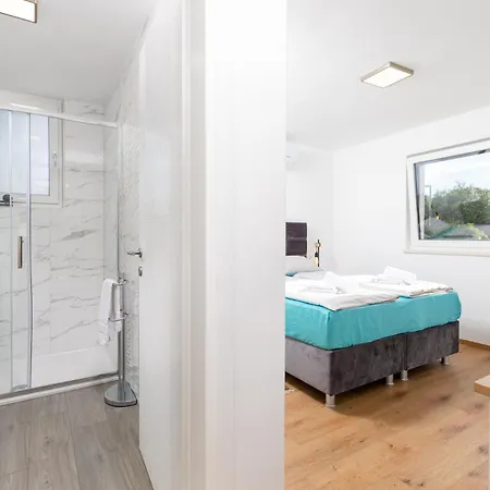 Superior Apartman *