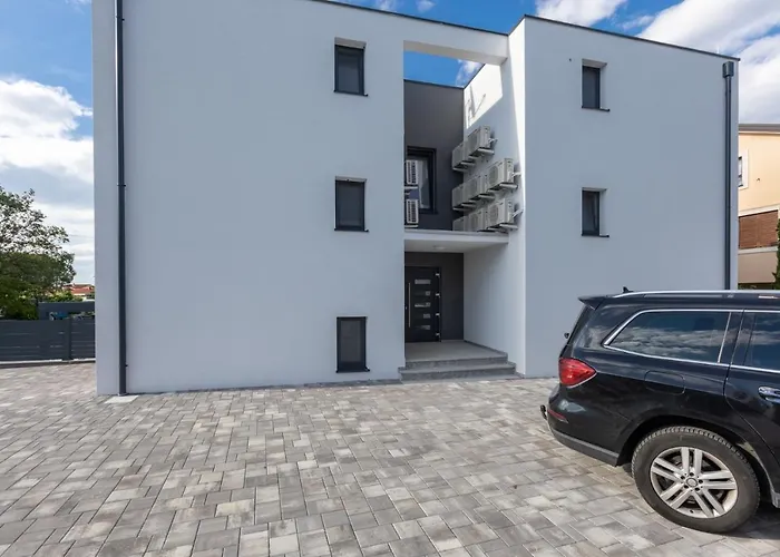 Superior Apartment *